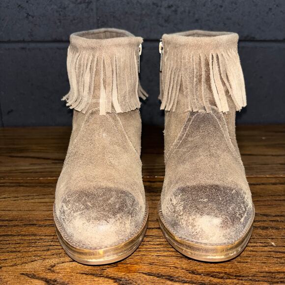 Steve Madden Women’s 8.5 Taupe Suede Western Fringe Ankle Boots - Picture 3 of 8